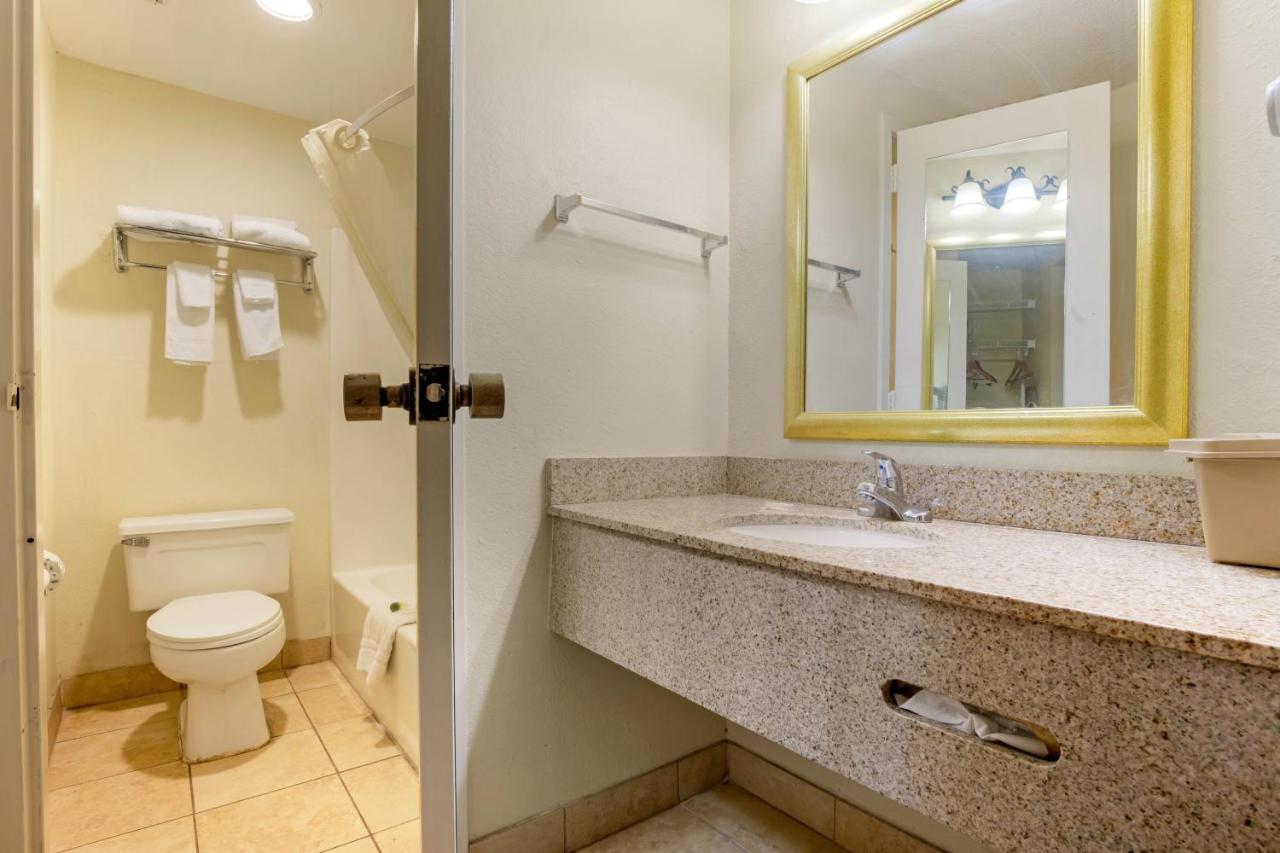 Likehome Extended Stay Hotel وارنر روبينز المظهر الخارجي الصورة